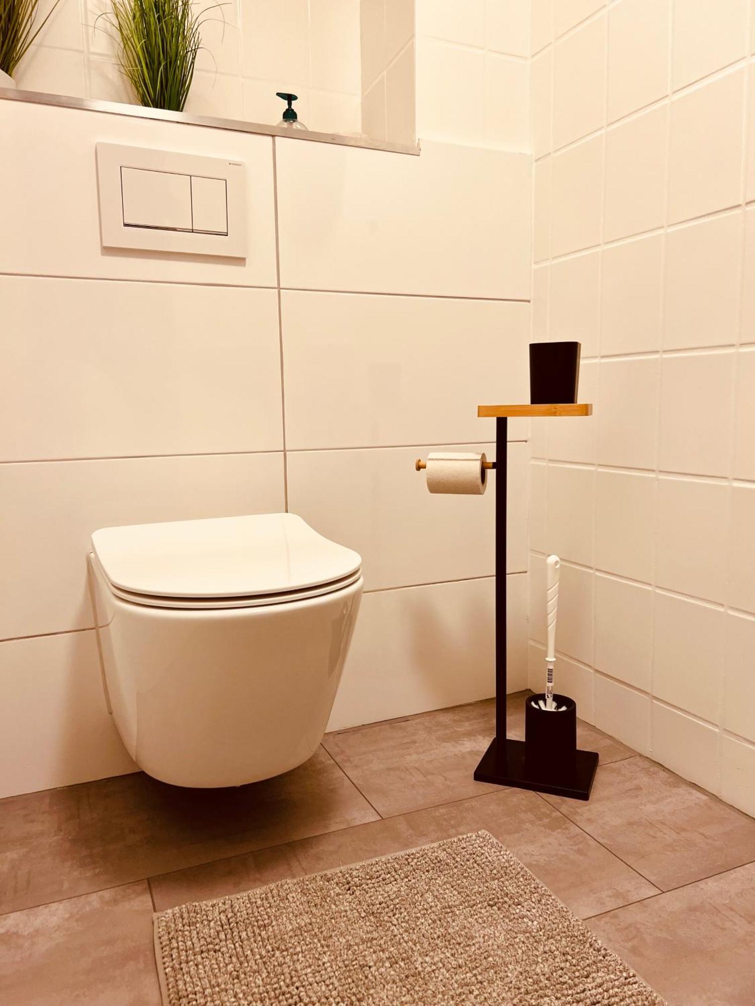 شقة Cologne Luxe Living: Opulent Elegance Unleashed المظهر الخارجي الصورة
